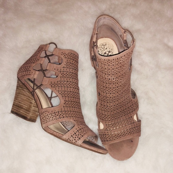 vince camuto eadon